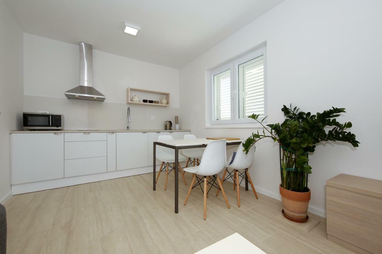 Apartma Valadar